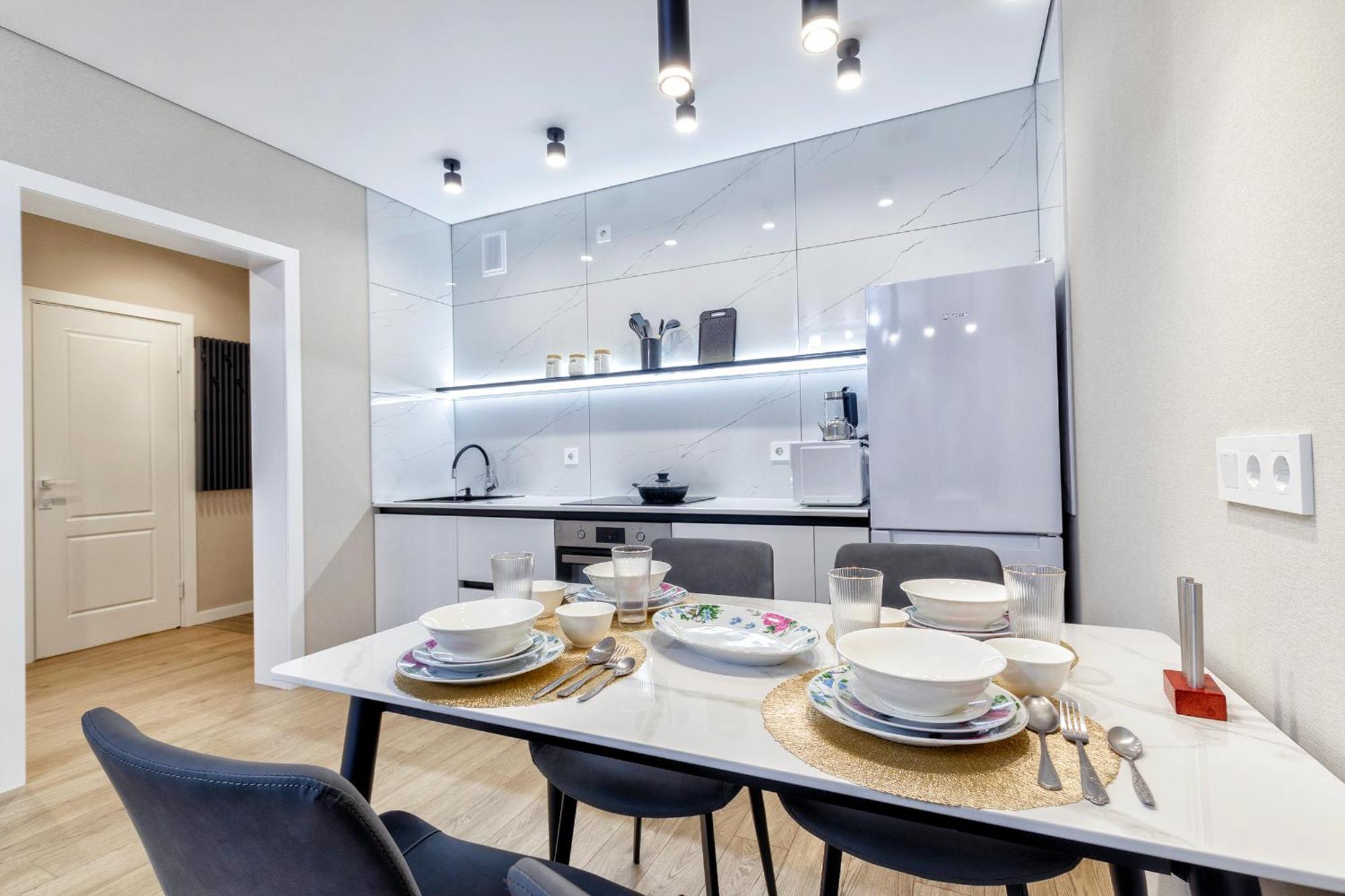 Apartment шикарные в районе экспо, Mega